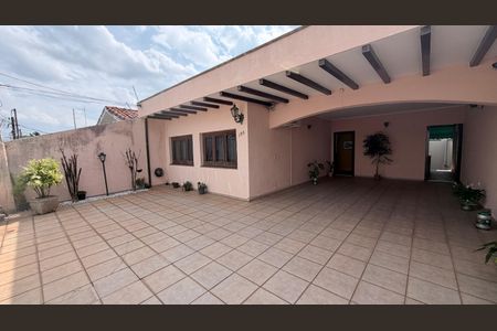 Casa à venda com 242m², 5 quartos e 4 vagasGaragem