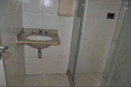 Apartamento à venda com 80m², 3 quartos e sem vagaBanheiro