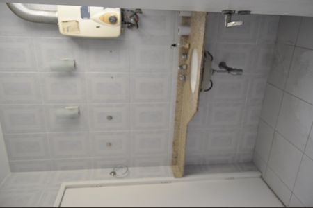 Apartamento à venda com 80m², 3 quartos e sem vagaBanheiro