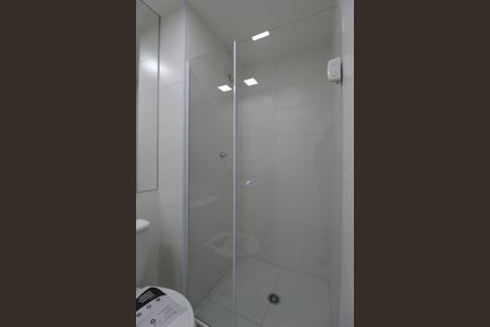 Banheiro de apartamento à venda com 1 quarto, 24m² em Vila Olímpia, São Paulo