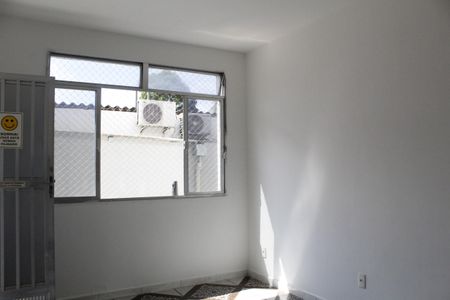 Casa à venda com 200m², 3 quartos e sem vagaSala