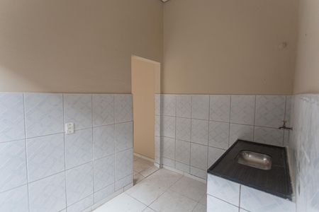 Cozinha de kitnet/studio para alugar com 1 quarto, 30m² em Santo André, Belo Horizonte