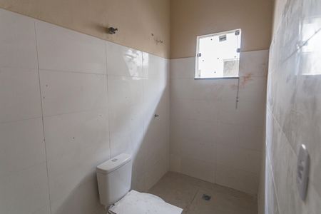 Banheiro Social de kitnet/studio para alugar com 1 quarto, 30m² em Santo Andre, Belo Horizonte