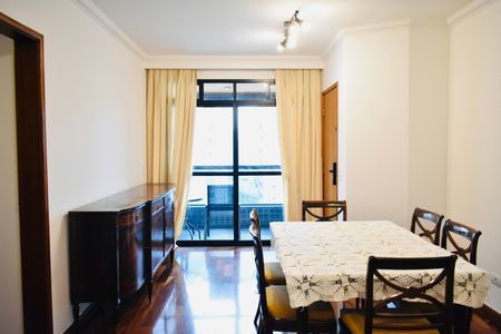 Apartamento para alugar com 110m², 3 quartos e 2 vagas Apartamento para alugar com 110m², 3 quartos e 2 vagasSala