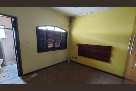 Casa à venda com 3 quartos, 180m² em Vila Eldizia, Santo André