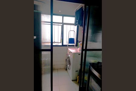 Apartamento à venda com 63m², 2 quartos e 1 vagaÁrea de Serviço