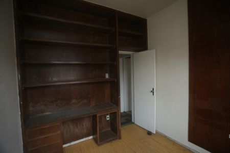 Casa à venda com 200m², 3 quartos e 4 vagasQuarto 2