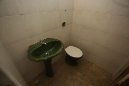 Casa à venda com 200m², 3 quartos e 4 vagasLavabo