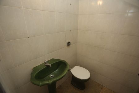 Casa à venda com 200m², 3 quartos e 4 vagasLavabo