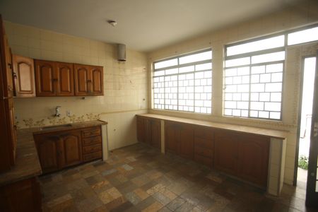 Casa à venda com 200m², 3 quartos e 4 vagasCozinha