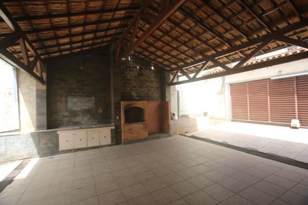 Casa à venda com 200m², 3 quartos e 4 vagasArea comum