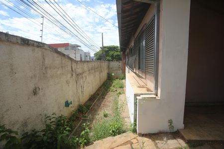 Casa à venda com 200m², 3 quartos e 4 vagasSuite