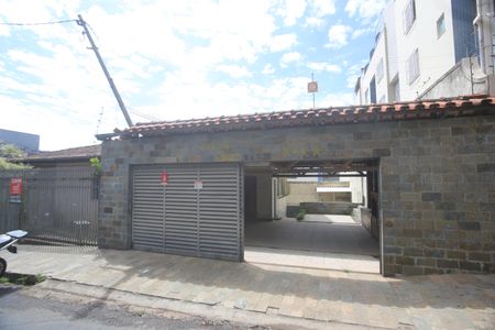 Casa à venda com 200m², 3 quartos e 4 vagasArea comum