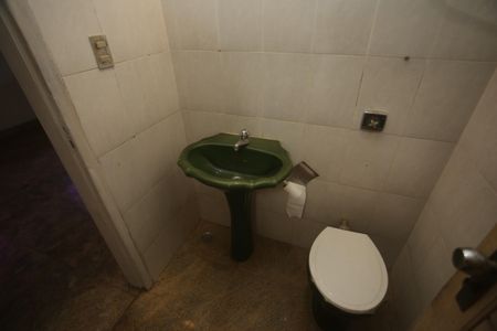 Casa à venda com 200m², 3 quartos e 4 vagasLavabo