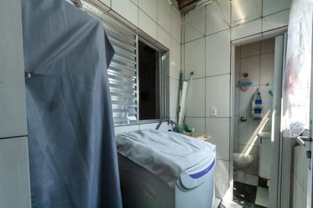 Casa à venda com 150m², 2 quartos e 2 vagasÁrea de Serviço Edícula