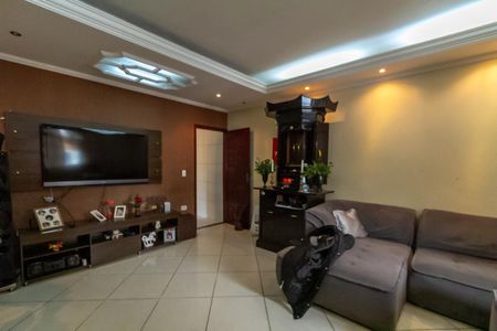 Casa à venda com 150m², 2 quartos e 2 vagasSala