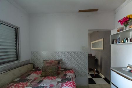 Casa à venda com 150m², 2 quartos e 2 vagasQuarto Edícula