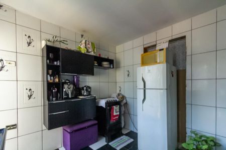 Casa à venda com 150m², 2 quartos e 2 vagasCozinha Edícula