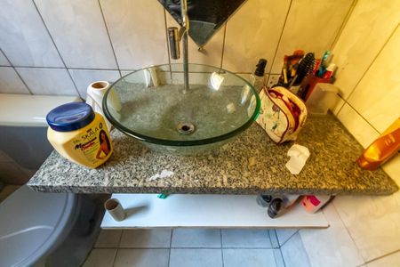 Casa à venda com 150m², 2 quartos e 2 vagasBanheiro