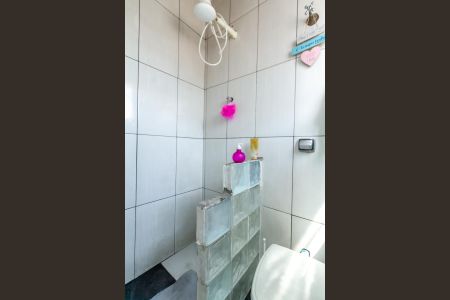 Casa à venda com 150m², 2 quartos e 2 vagasBanheiro Edícula