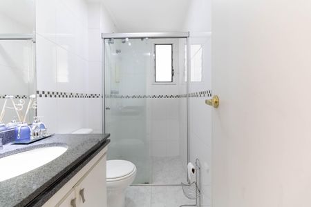 Apartamento à venda com 74m², 2 quartos e 2 vagasBanheiro Social