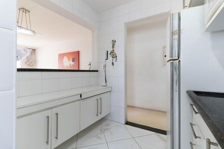 Apartamento à venda com 74m², 2 quartos e 2 vagasCozinha