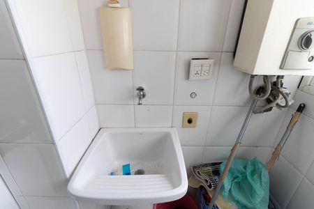 Apartamento à venda com 74m², 2 quartos e 2 vagasÁrea de Serviço