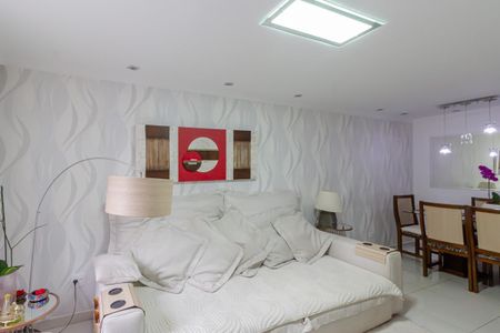 Apartamento para alugar com 90m², 3 quartos e 1 vagaSala