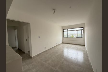 Apartamento à venda com 68m², 2 quartos e 1 vagaFoto 03