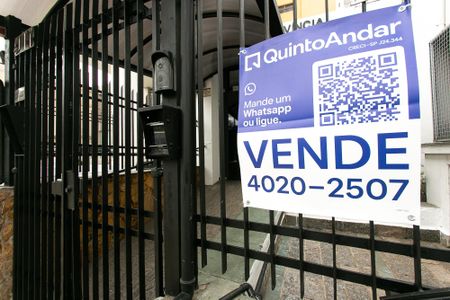 Apartamento à venda com 90m², 2 quartos e 1 vaga Apartamento à venda com 90m², 2 quartos e 1 vagaPlaquinha