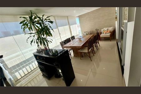 Apartamento à venda com 3 quartos, 131m² em Mooca, São Paulo