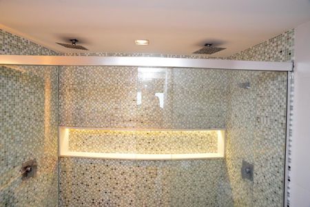 Apartamento à venda com 86m², 2 quartos e 1 vaga Apartamento à venda com 86m², 2 quartos e 1 vagaBanheiro