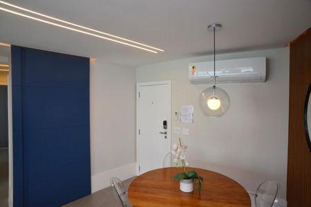 Sala de apartamento à venda com 2 quartos, 86m² em Barra da Tijuca, Rio de Janeiro
