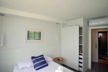 Quarto 1 de apartamento à venda com 2 quartos, 86m² em Barra da Tijuca, Rio de Janeiro