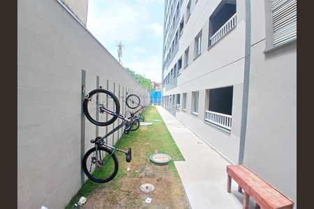 Apartamento à venda com 2 quartos, 34m² em Vila Pereira Barreto, São Paulo