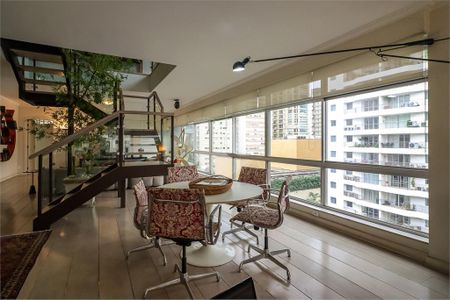 Apartamento à venda com 3 quartos, 276m² em Cerqueira César, São Paulo