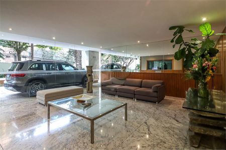 Apartamento à venda com 3 quartos, 276m² em Cerqueira César, São Paulo