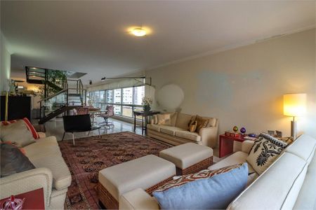 Apartamento à venda com 3 quartos, 276m² em Cerqueira César, São Paulo