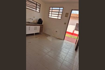 Casa à venda com 137m², 5 quartos e 2 vagas