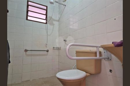 Casa à venda com 137m², 5 quartos e 2 vagas