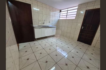 Casa à venda com 137m², 5 quartos e 2 vagas