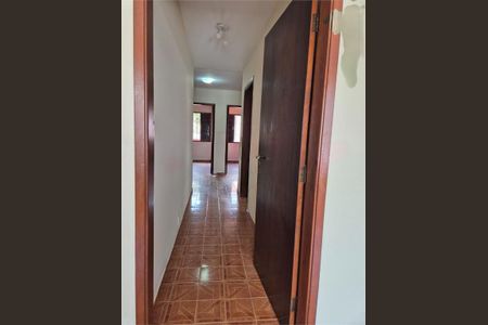 Casa à venda com 137m², 5 quartos e 2 vagas