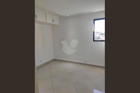 Apartamento à venda com 2 quartos, 64m² em Jardim Taboao, São Paulo