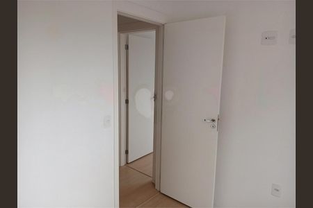 Apartamento à venda com 2 quartos, 34m² em Vila Pereira Barreto, São Paulo