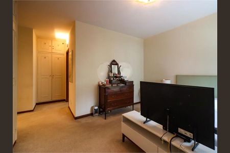 Apartamento à venda com 3 quartos, 276m² em Cerqueira César, São Paulo