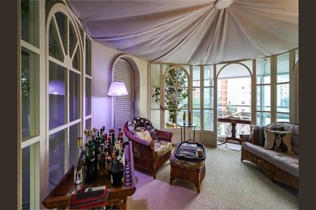 Apartamento à venda com 3 quartos, 276m² em Cerqueira César, São Paulo