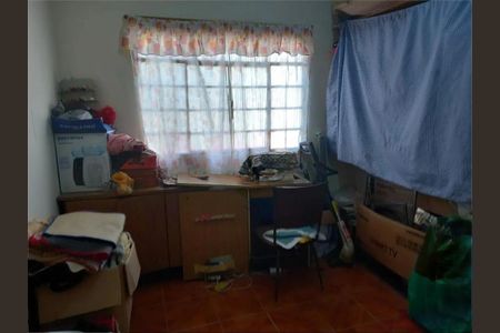 Casa à venda com 3 quartos, 266m² em Vila Tiradentes, São Paulo