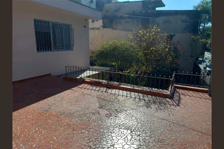 Casa à venda com 3 quartos, 266m² em Vila Tiradentes, São Paulo