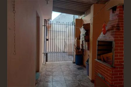 Casa à venda com 3 quartos, 266m² em Vila Tiradentes, São Paulo