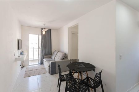 Sala de apartamento para alugar com 2 quartos, 51m² em Santo Cristo, Rio de Janeiro